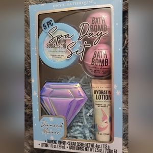 Onyx Boathouse Bath Set